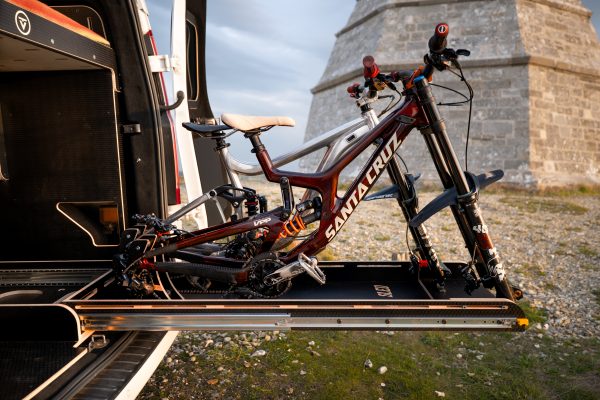 TRX003 Shred Sled 2 Bikes Out